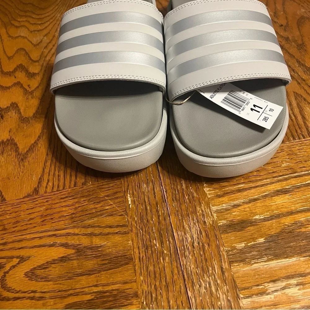 NEW Adidas Women's Adilette Platform Slide Sandals in Gray Silver Sz 11